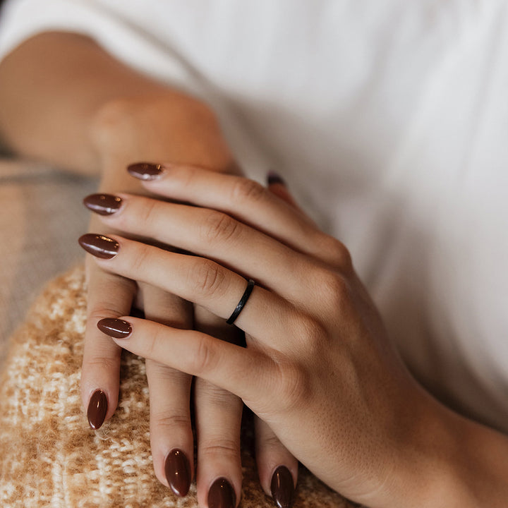 Black Gold Hammered Obsidian-Style Wedding Band Set | His and Hers | 2mm/6mm Bands